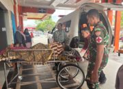 Heroik! Prajurit TNI Yon TP 854 DK Evakuasi Dua Warga Stroke Iskemik
